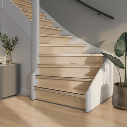 Vivafloors Traprenovatie 7810 – EcoVloeren – sfeerbeeld trap