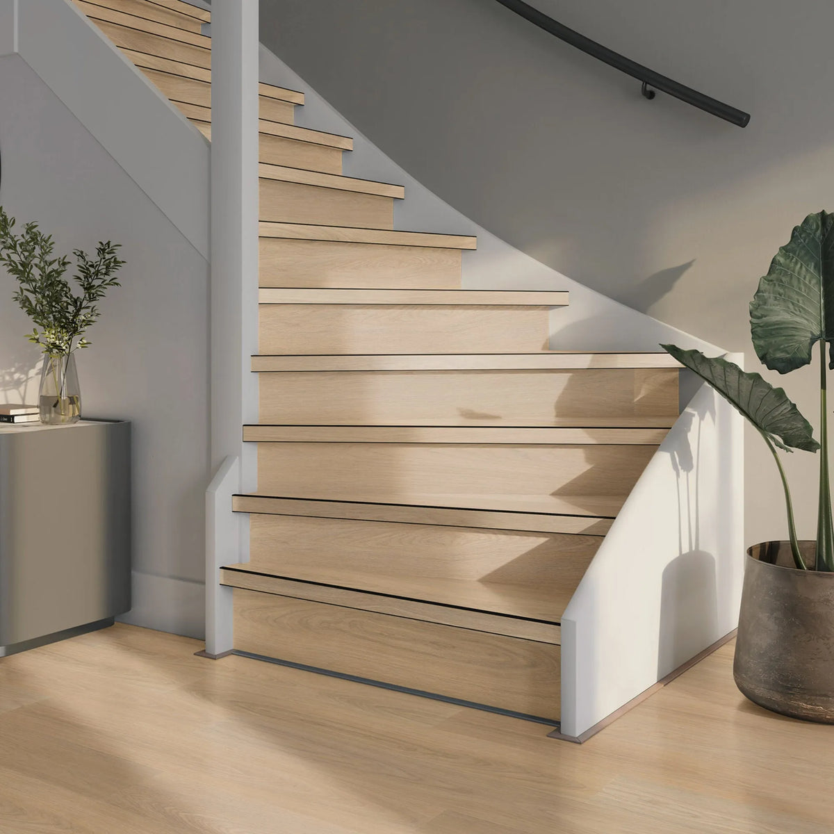 Vivafloors Traprenovatie 7810 – EcoVloeren – sfeerbeeld trap
